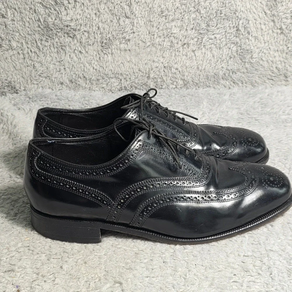 VTG Florsheim Wingtip Oxfords Black Leather Brogue Dress Shoes Mens 10.5 D